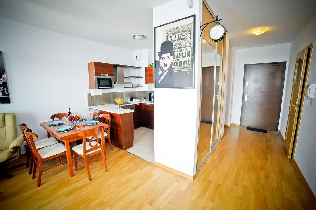 Luxury Rockefeller - Sea Towers Apartment กดิเนีย ห้อง รูปภาพ